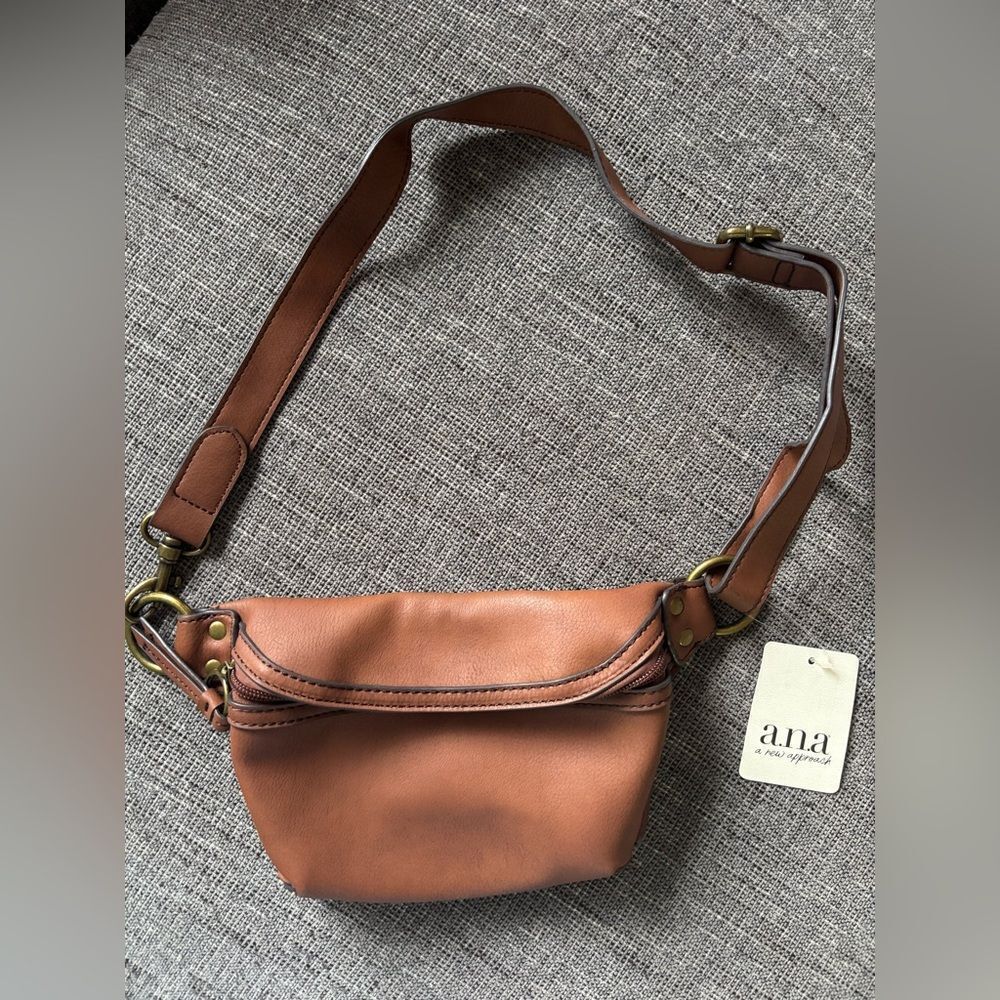 a.n.a Harbor Belt Bag